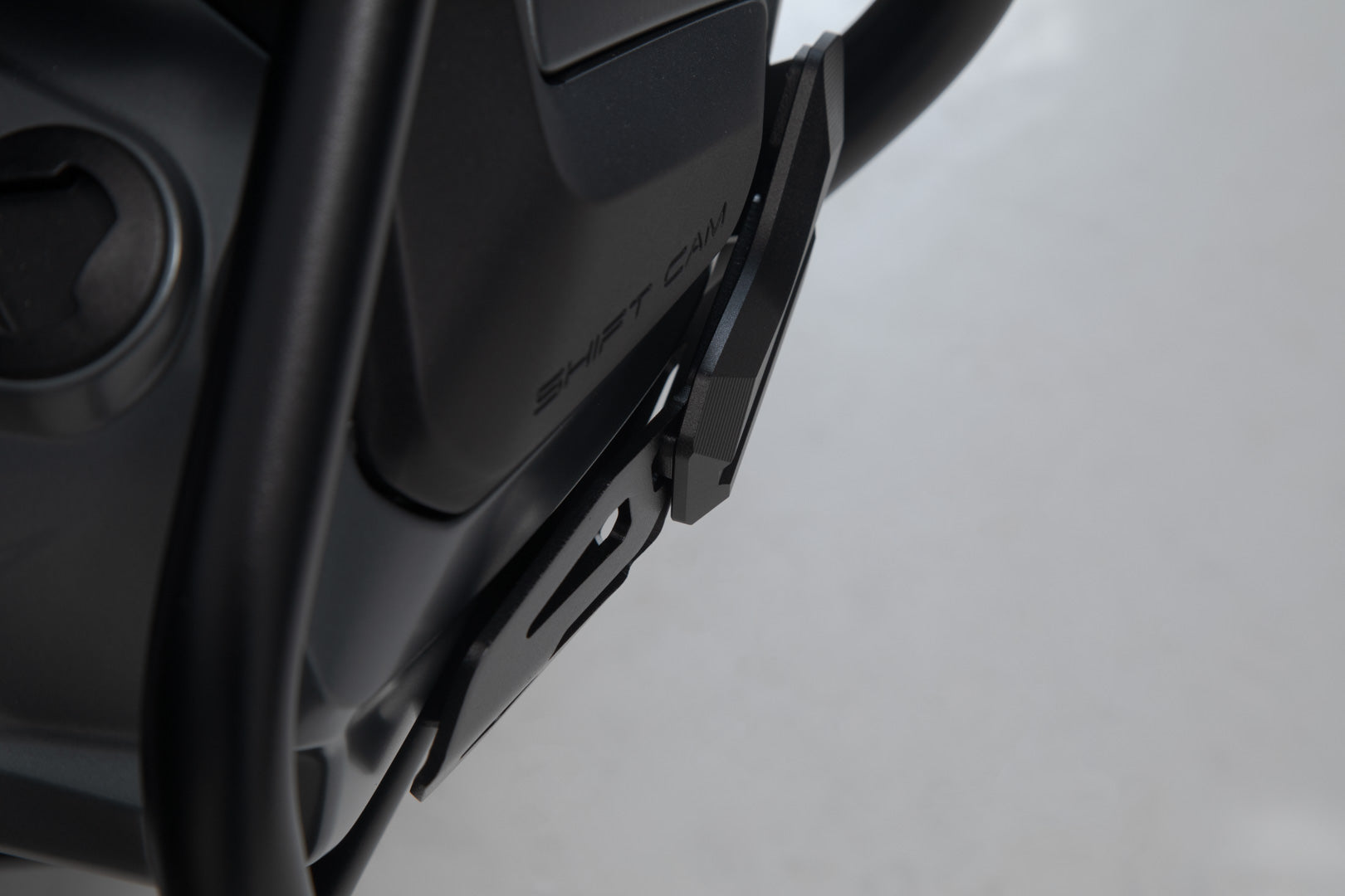 SW-MOTECH Protección de cilindro Negro. BMW R 1250 GS (18-) R 1250 R (18-).