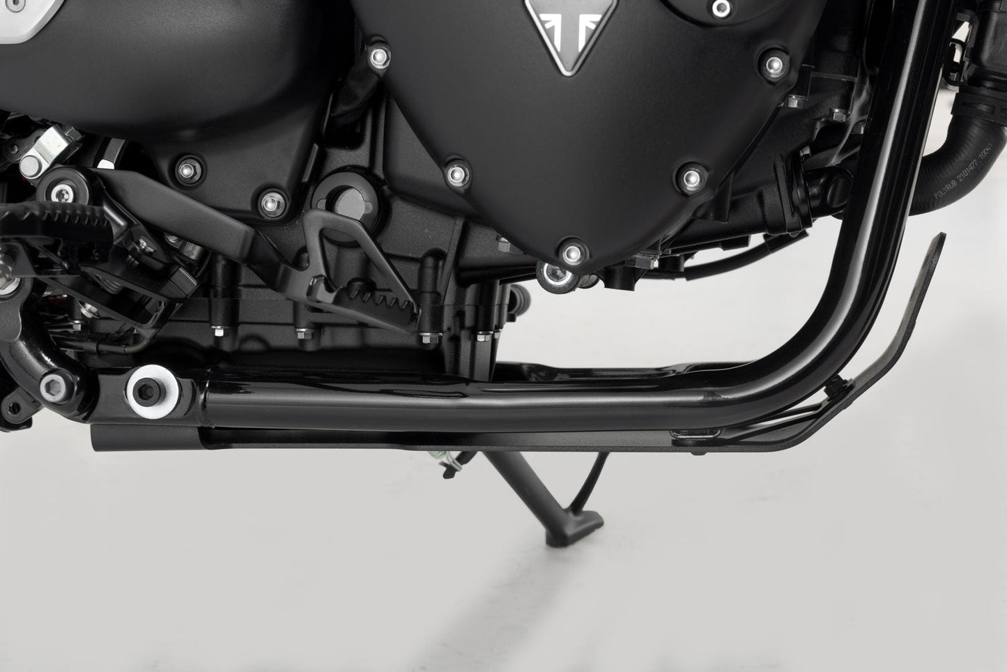 SW-MOTECH Protector de motor Negro. Modelos Triumph.
