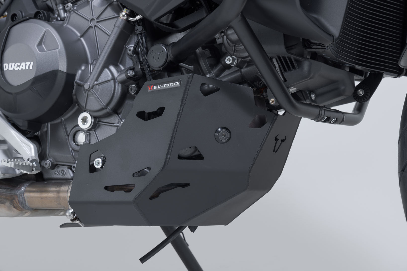 SW-MOTECH Protector de motor Negro. Ducati Multistrada V2 / V2 S (24-).