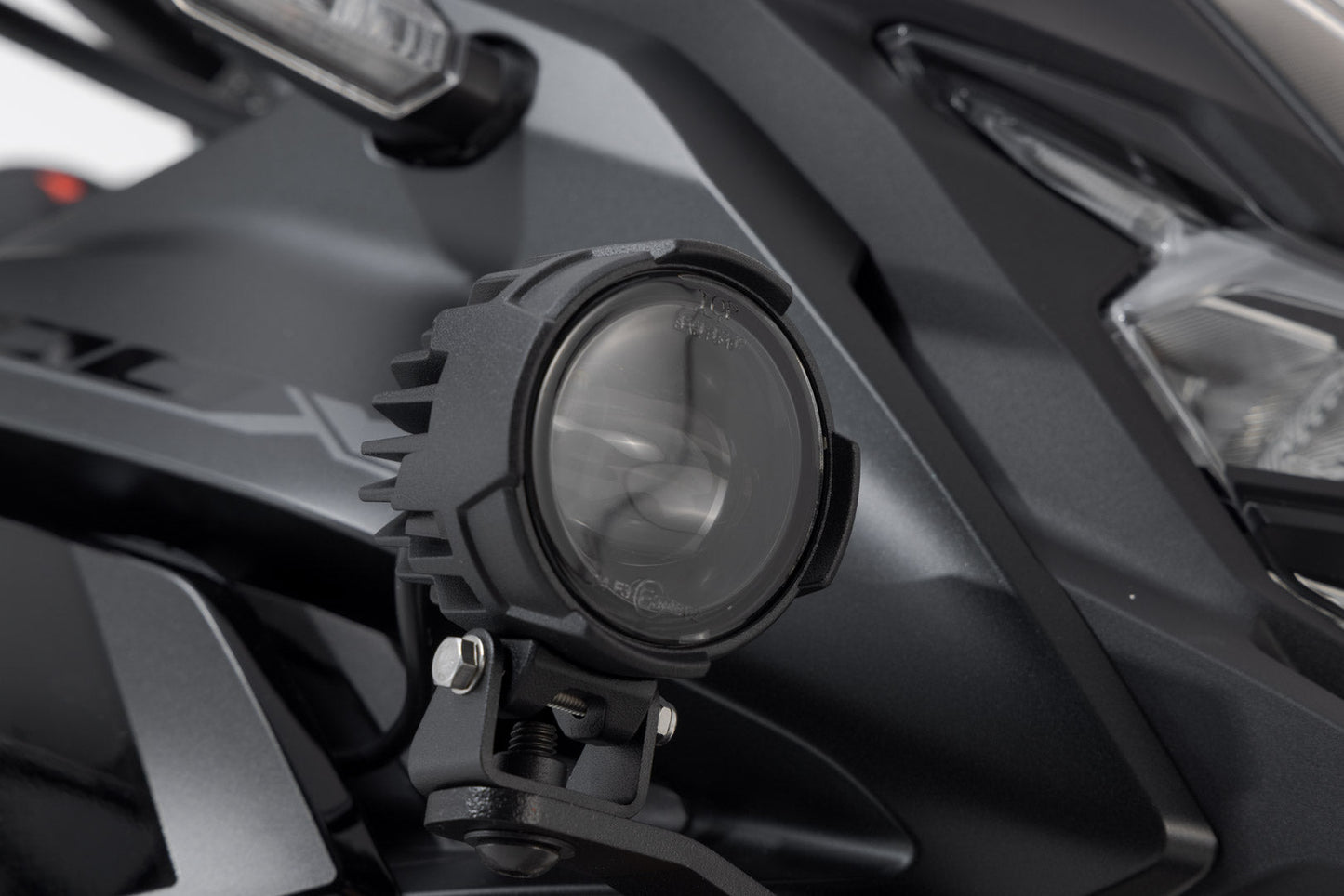 SW-MOTECH Soporte para luces Negro. Honda CB500X (18-) NX500 (23-).