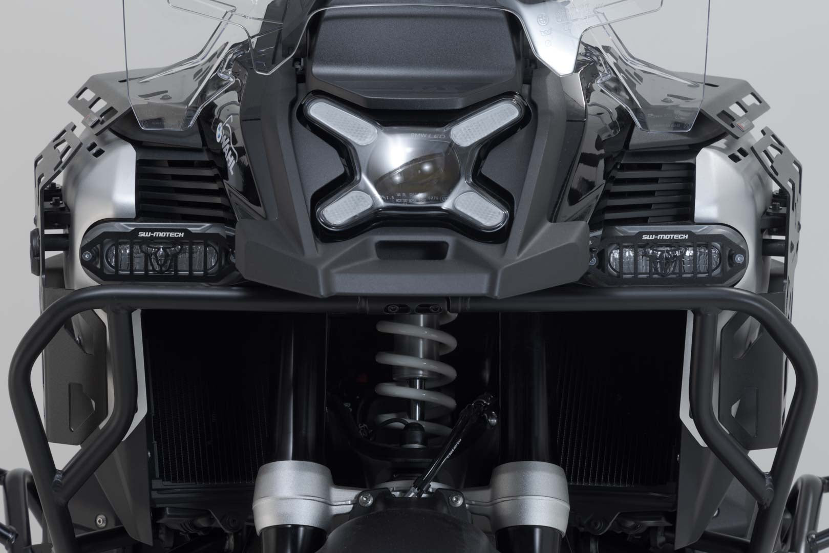 SW-MOTECH Protección para faros adicional Negro. BMW R 1300 GS Adventure (24-).