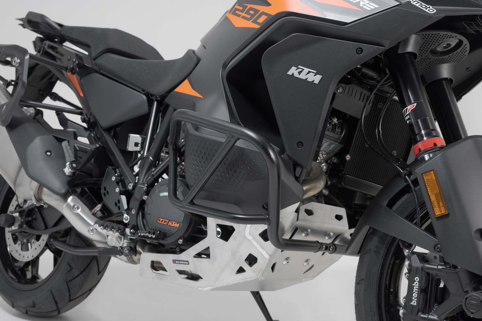 SW-MOTECH Protecciones laterales de motor Negro. KTM 1290 / 1390 Super Adventure (21-).