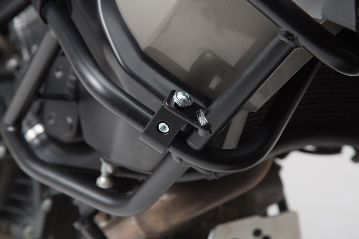 SW-MOTECH Protecciones sup. de motor para KTM original Negro. 1290 SAdv R / S (16-) 1090 Adv (16-).