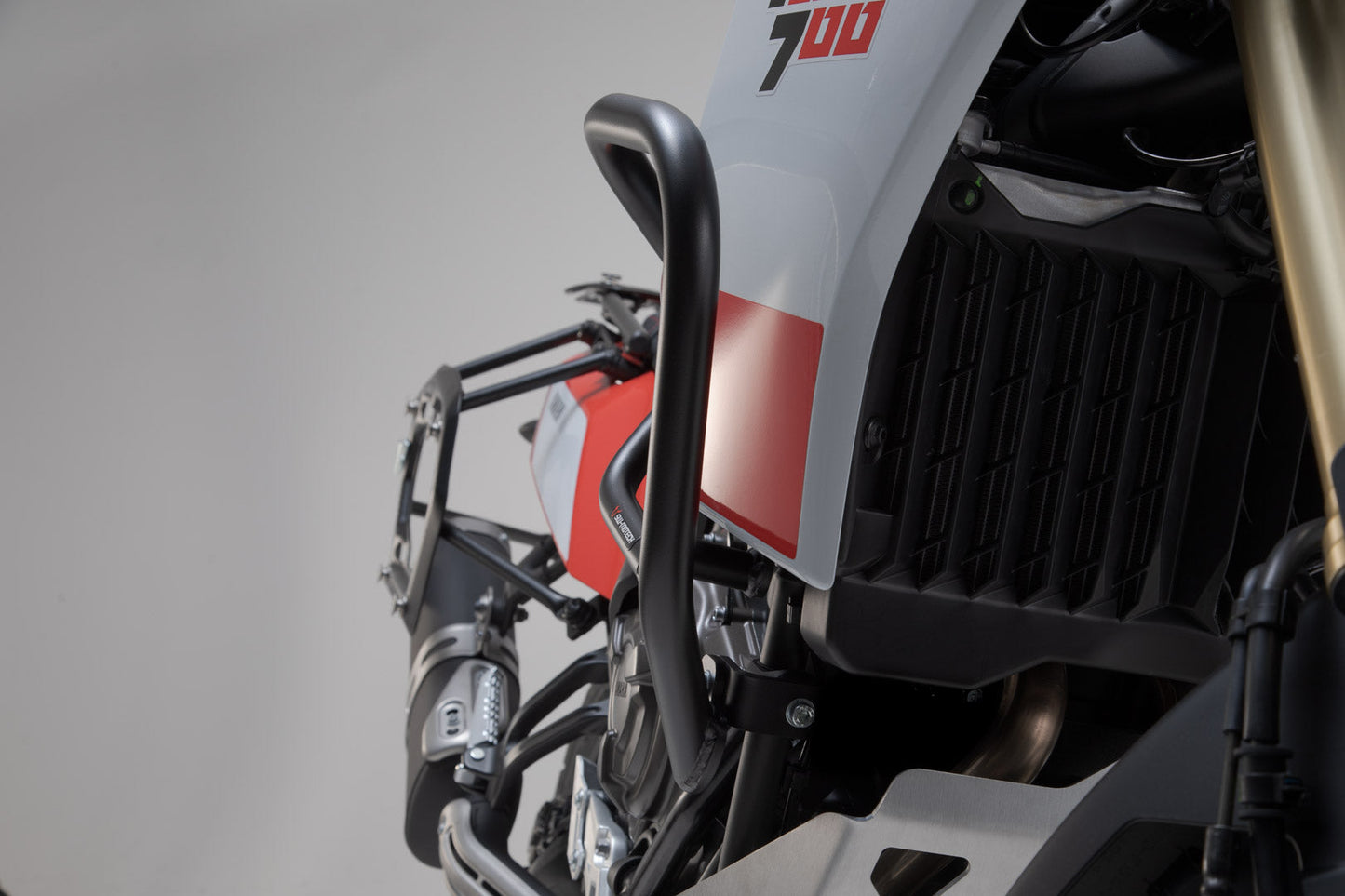 SW-MOTECH Protecciones laterales de motor Negro. Yamaha Teneré 700 (19-).
