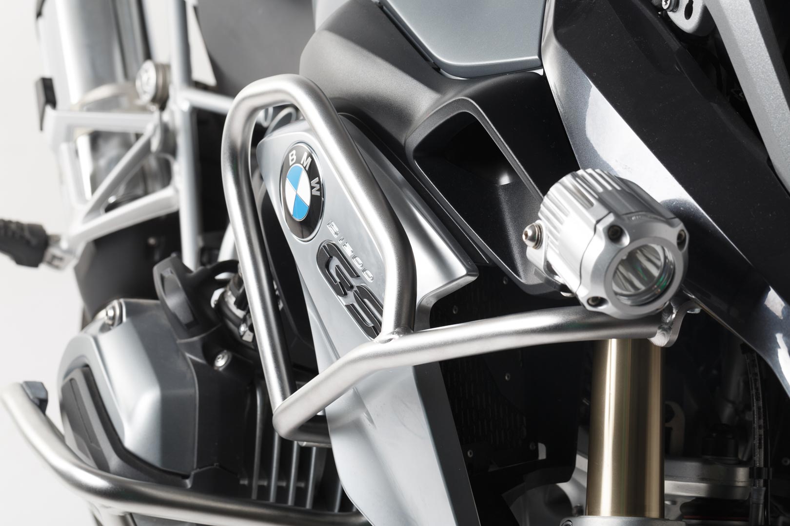 SW-MOTECH Protecciones superiores de motor Acero inoxidable. BMW R 1200 GS (12-16).
