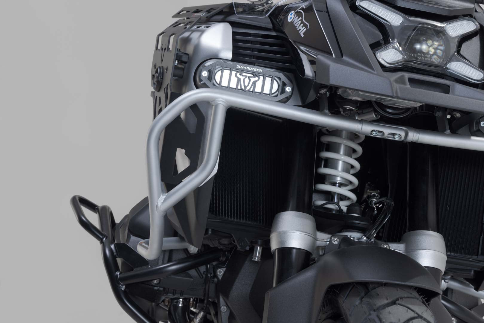SW-MOTECH Protecciones superiores de motor Acero inoxidable. R 1300 GS Adv (24-). OEM SBL.
