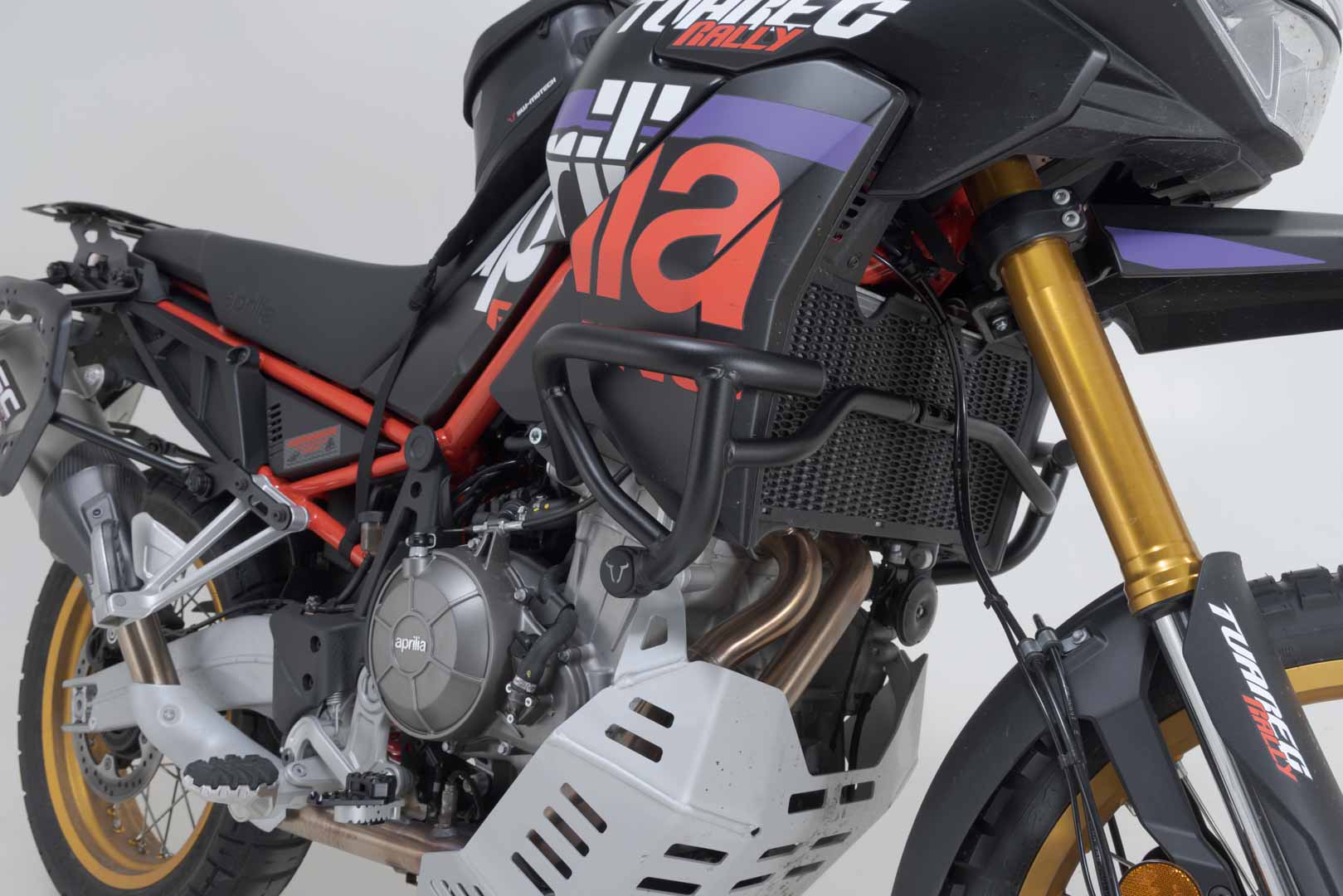 SW-MOTECH Protecciones laterales de motor Negro. Aprilia Tuareg 660 (21-) / Rally (24-).