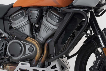 SW-MOTECH Protecciones laterales de motor Negro. Harley-Davidson Pan America (21-).