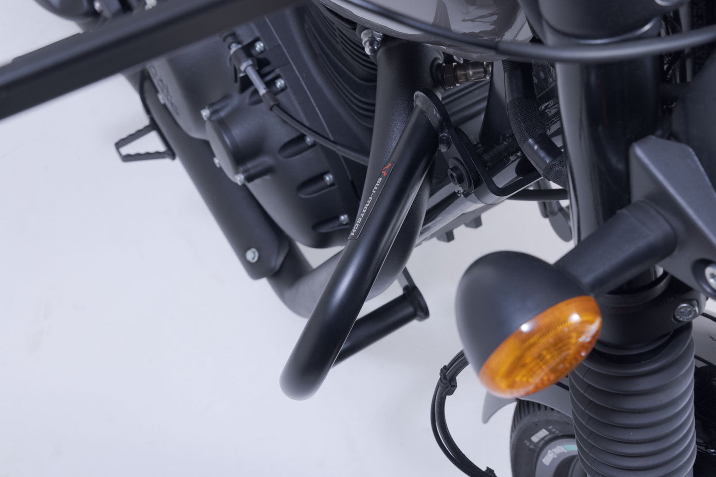 SW-MOTECH Protecciones laterales de motor Negro. Royal Enfield HNTR 350 (23-).
