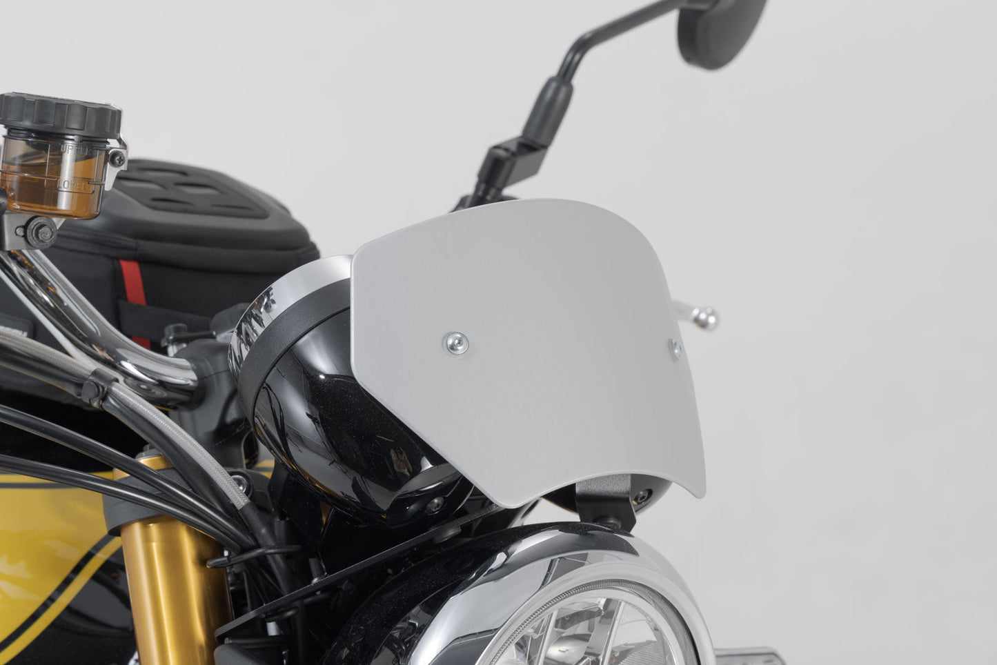 SW-MOTECH Parabrisas Plateado. Kawasaki Z900RS (17-) / SE (21-).