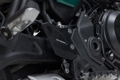 SW-MOTECH Protector de talón Negro. Kawasaki Z650RS (21-).