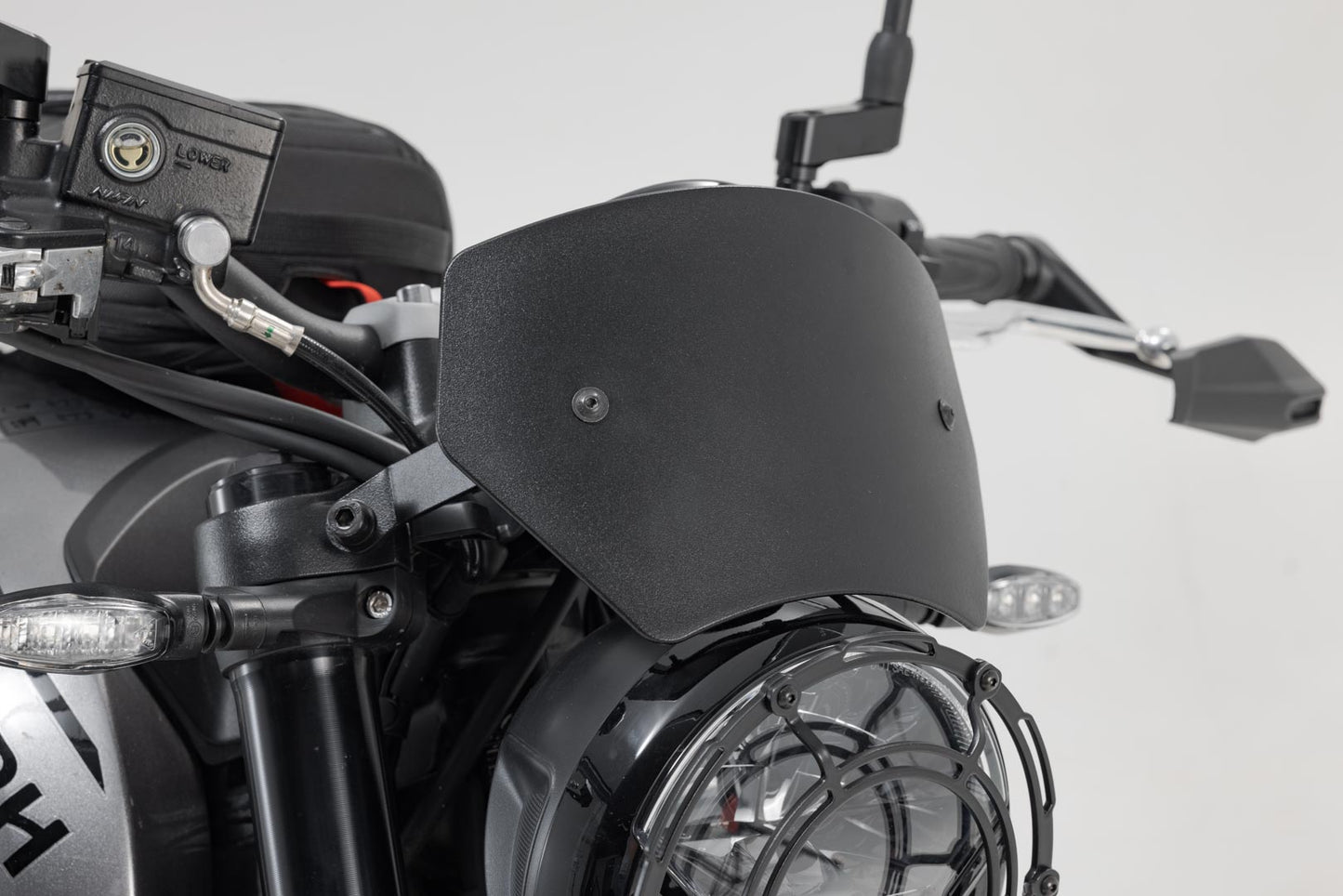 SW-MOTECH Parabrisas Negro. Triumph Trident 660 (21-25).