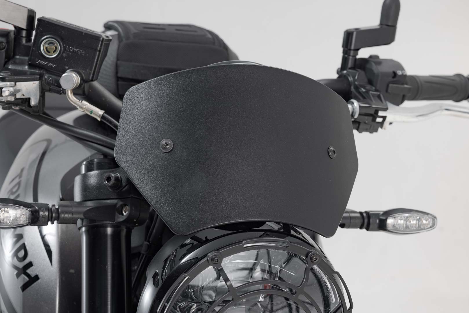 SW-MOTECH Parabrisas Negro. Triumph Trident 660 (21-25).