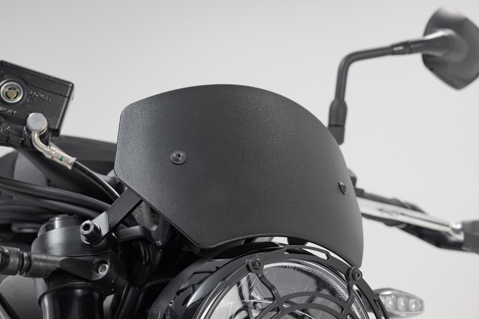 SW-MOTECH Parabrisas Negro. Triumph Trident 660 (21-25).