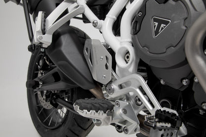 SW-MOTECH Protector de talón derecho Negro. Triumph Tiger 900/GT/Rally/Pro (19-23).