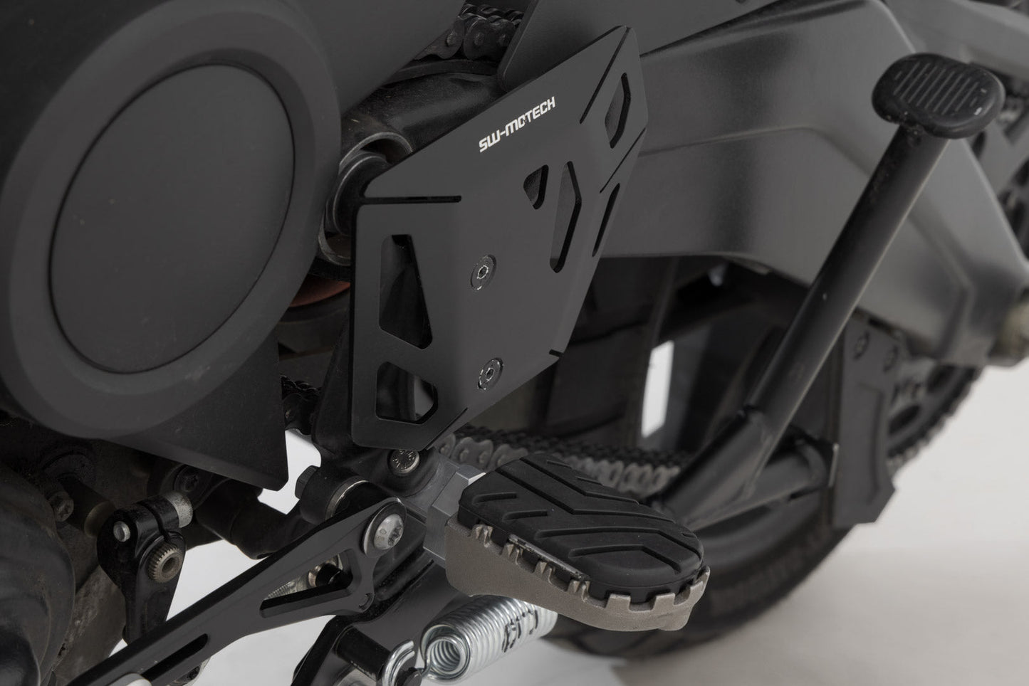 SW-MOTECH Protector de talón izquierdo Negro. Harley-Davidson Pan America (21-).