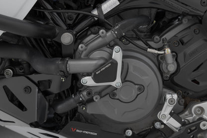 SW-MOTECH Protección de la bomba de agua Plateado/negro. Para modelos Ducati.