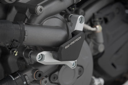 SW-MOTECH Protección de la bomba de agua Plateado/negro. Para modelos Ducati.