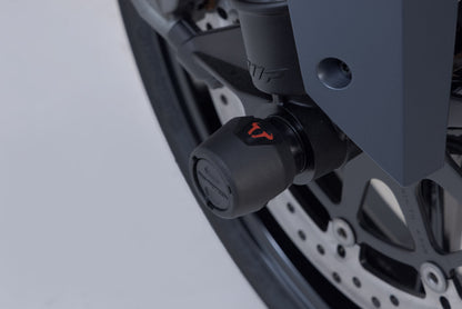 SW-MOTECH Kit de topes anticaidas para el eje delantero Negro. Modelos KTM / CFMoto / Husqvarna.