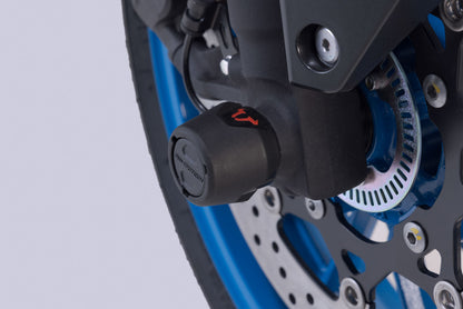 SW-MOTECH Kit de topes anticaídas para el eje delantero Negro. Suzuki GSX-8S/8R (22-) V-Strom 800 (22-).