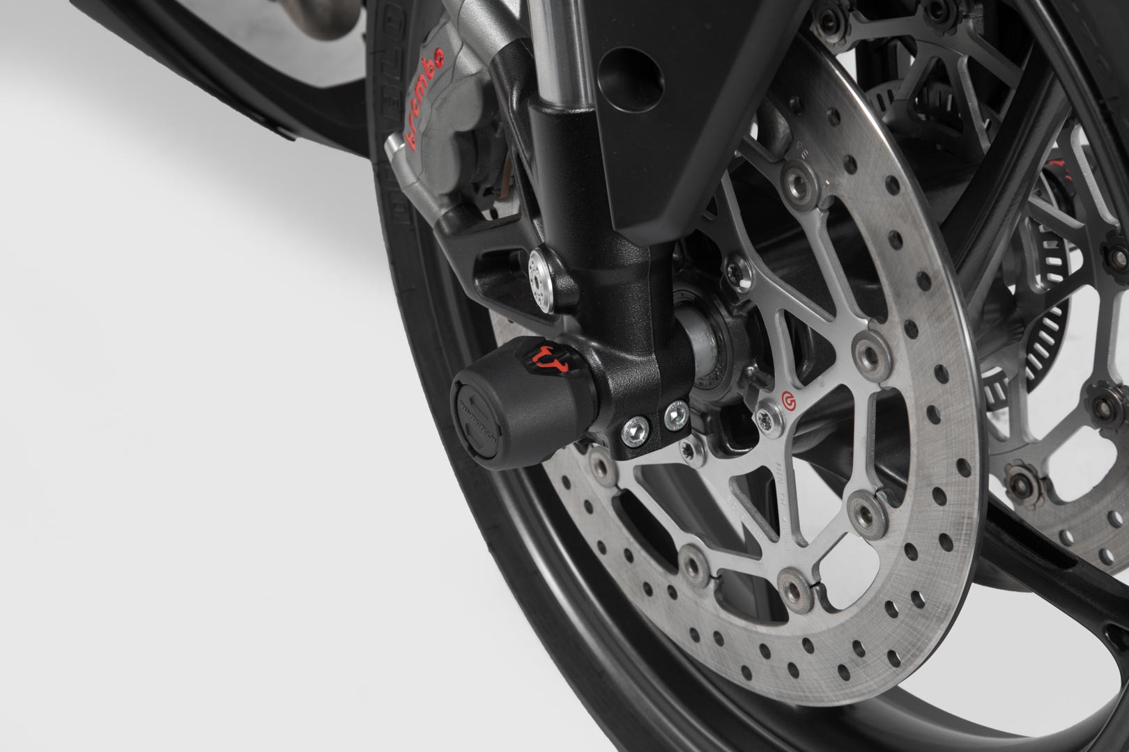 SW-MOTECH Kit de topes anticaidas para el eje delantero Negro. Yamaha MT-09/Tracer (13-16) XSR900/Abar.