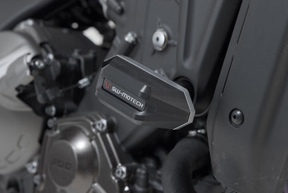 SW-MOTECH Kit de tope anticaidas Negro. Yamaha Tracer 9 / GT (20-) / GT+ (22-).