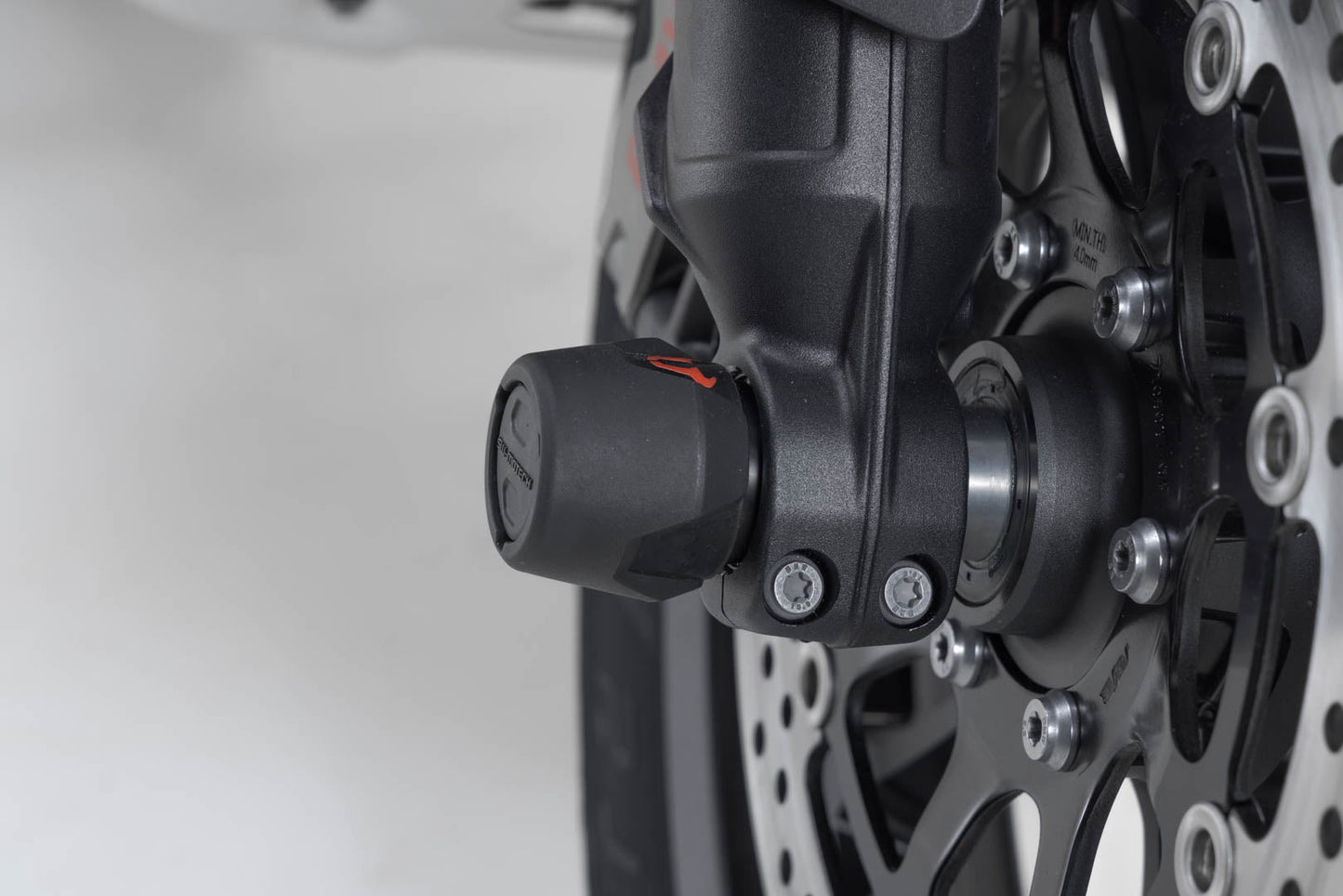 SW-MOTECH Kit de topes anticaidas para el eje delantero Negro. Modelos BMW.