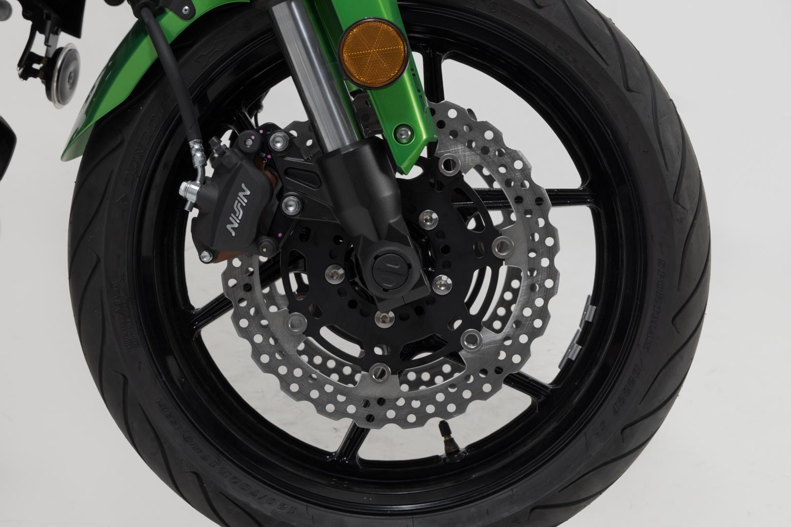 SW-MOTECH Kit de topes anticaidas para el eje delantero Negro. Kawasaki Versys 650 (07-09) / (14-).
