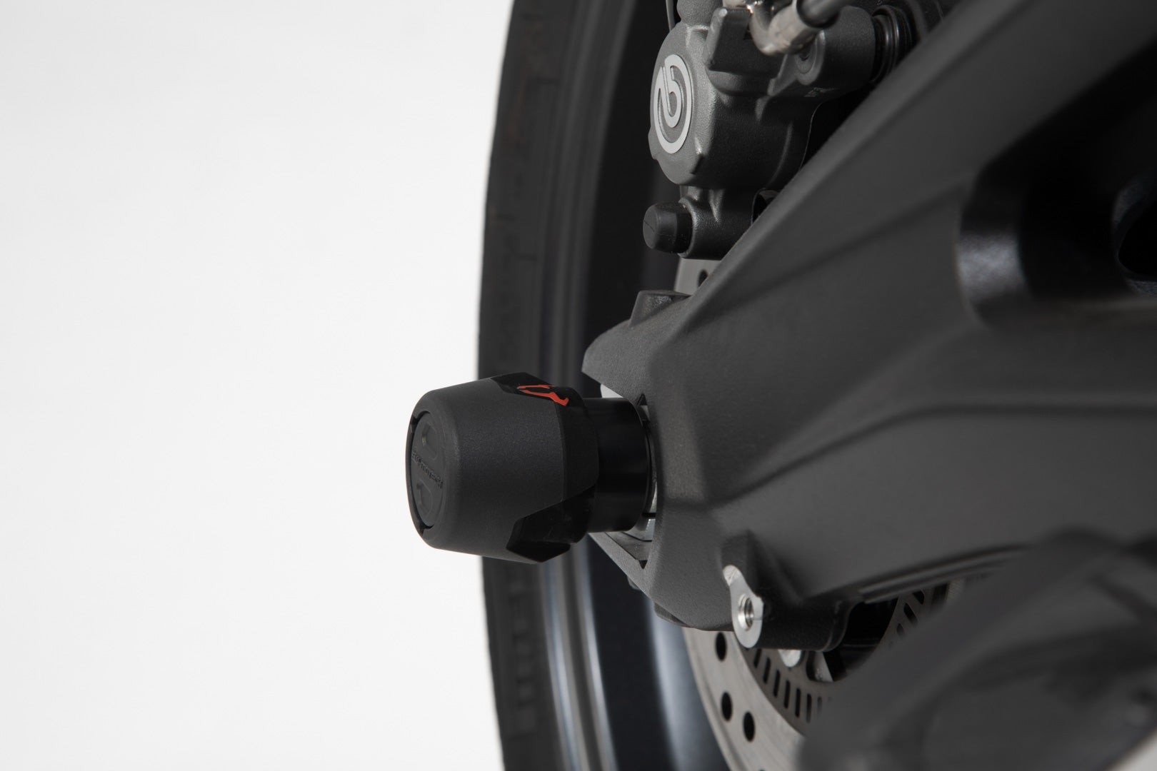 SW-MOTECH Kit de topes anticaidas para el eje trasero Negro. Street Triple (12-) Daytona (13-17).