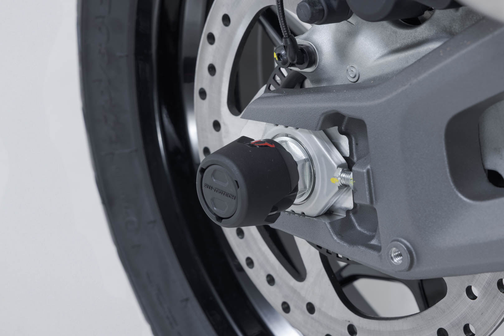 SW-MOTECH Kit de topes anticaidas para el eje trasero Negro. Ducati Multistrada V2 / V2 S (24-).