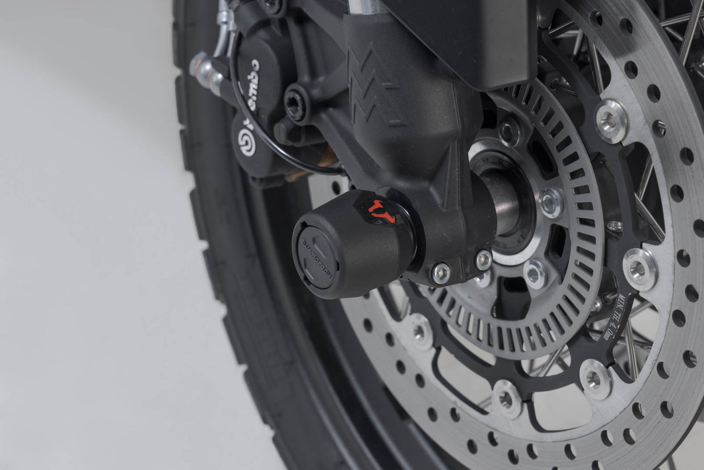 SW-MOTECH Kit de topes anticaidas para el eje delantero Negro. Moto Morini X-Cape 650 (21-).