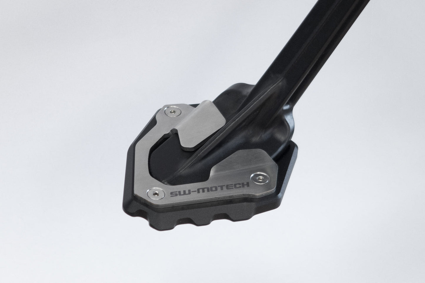 SW-MOTECH Extension para caballete lateral Negro/plateado. CRF1000L (15-)/Adv Sports (18-).