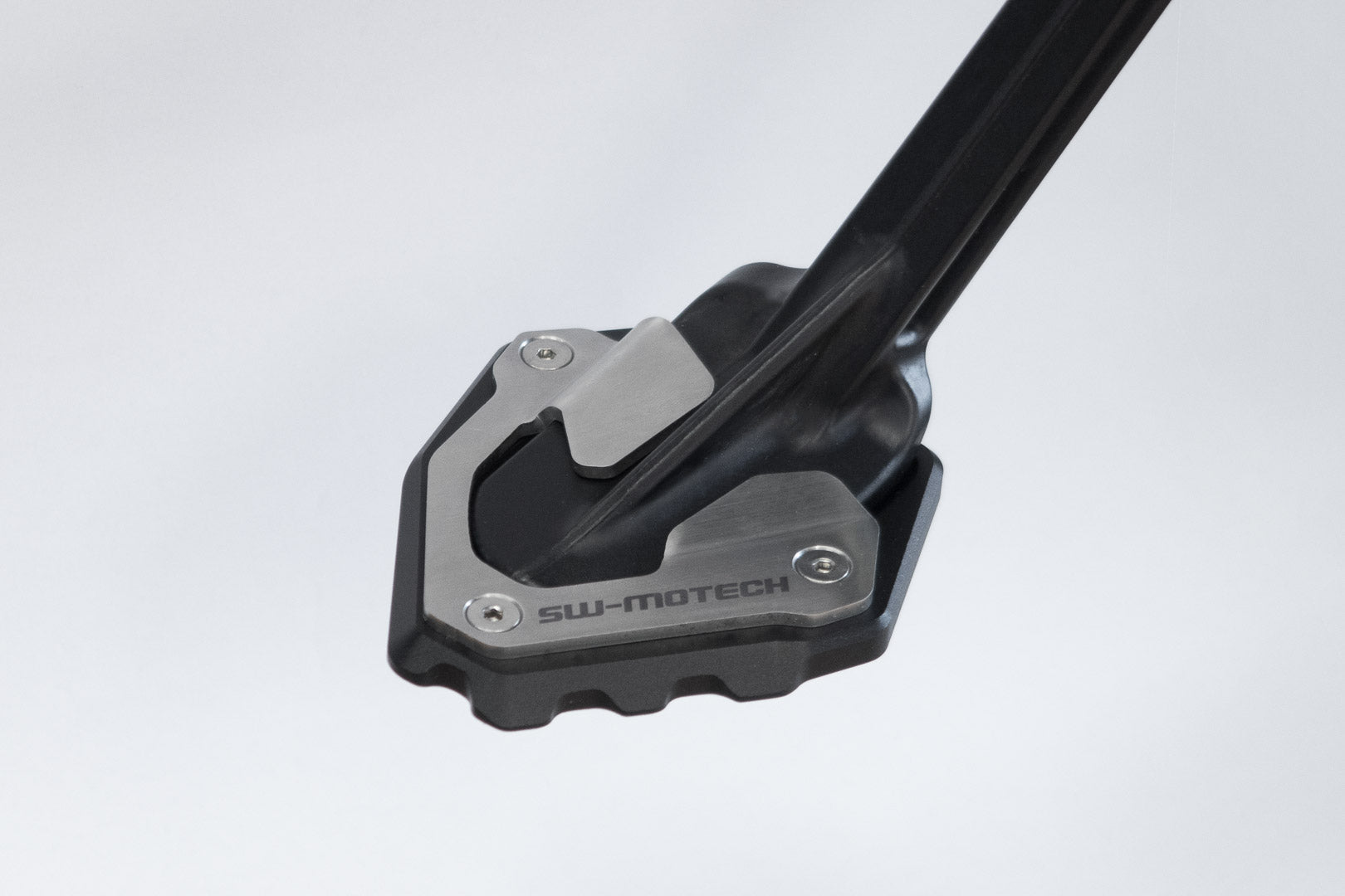 SW-MOTECH Extension para caballete lateral Negro/plateado. CRF1000L (15-)/Adv Sports (18-).