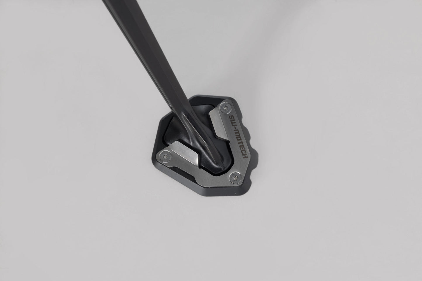 SW-MOTECH Extension para caballete lateral Negro/plateado. KTM 1290 Super Adventure/S (21-).