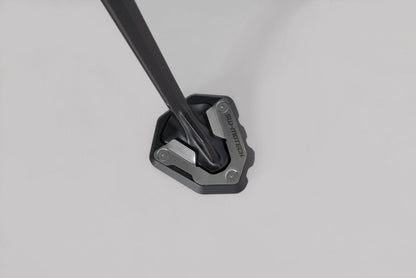 SW-MOTECH Extension para caballete lateral Negro/plateado. KTM 1290 Super Adventure/S (21-).