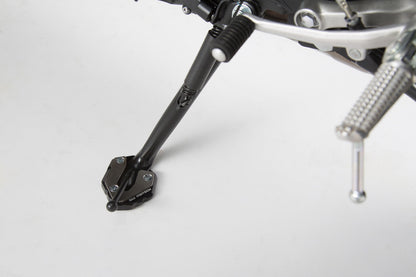 SW-MOTECH Extension para caballete lateral Negro/Plateado. Yamaha MT-09 Tracer XSR900/Abart.