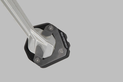SW-MOTECH Extension para caballete lateral Negro/Plateado. Modelos Yamaha Ténéré 700 (19-).