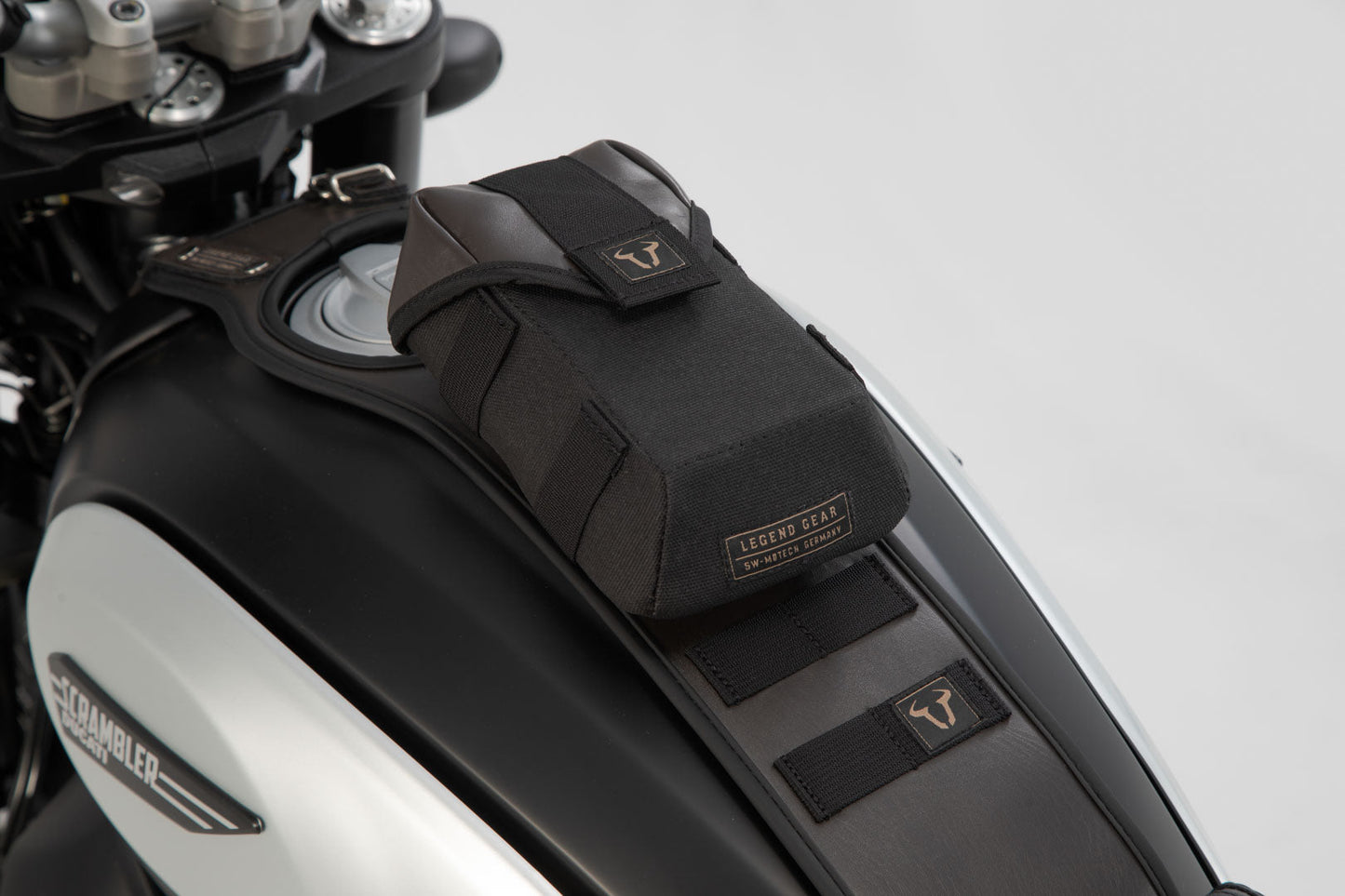 SW-MOTECH Soporte T-Lock Con adaptador Molle.