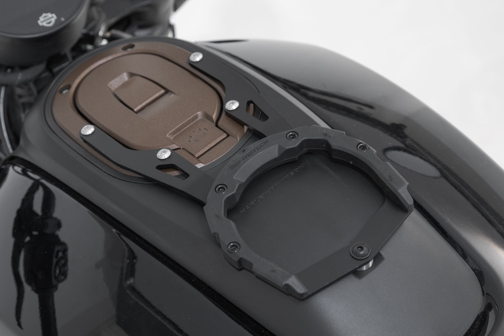SW-MOTECH Anillo de depósito PRO Harley-Davidson Sportster S.