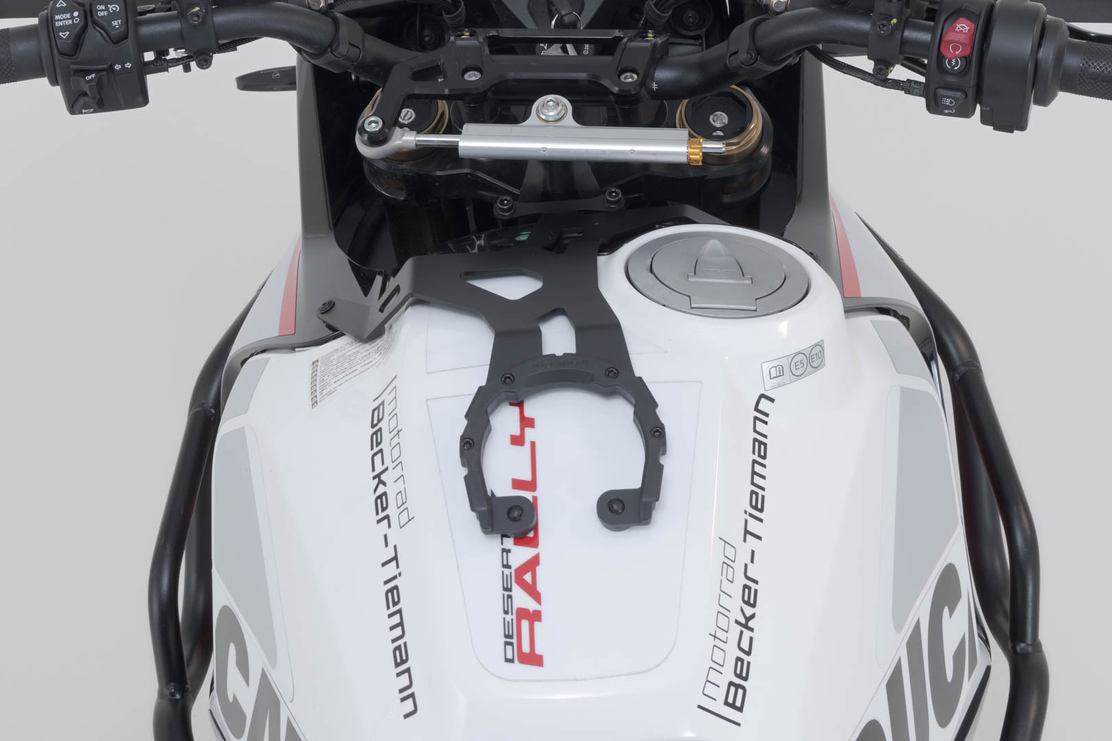 SW-MOTECH Anillo de depósito PRO Negro. Ducati DesertX Rally (23-).