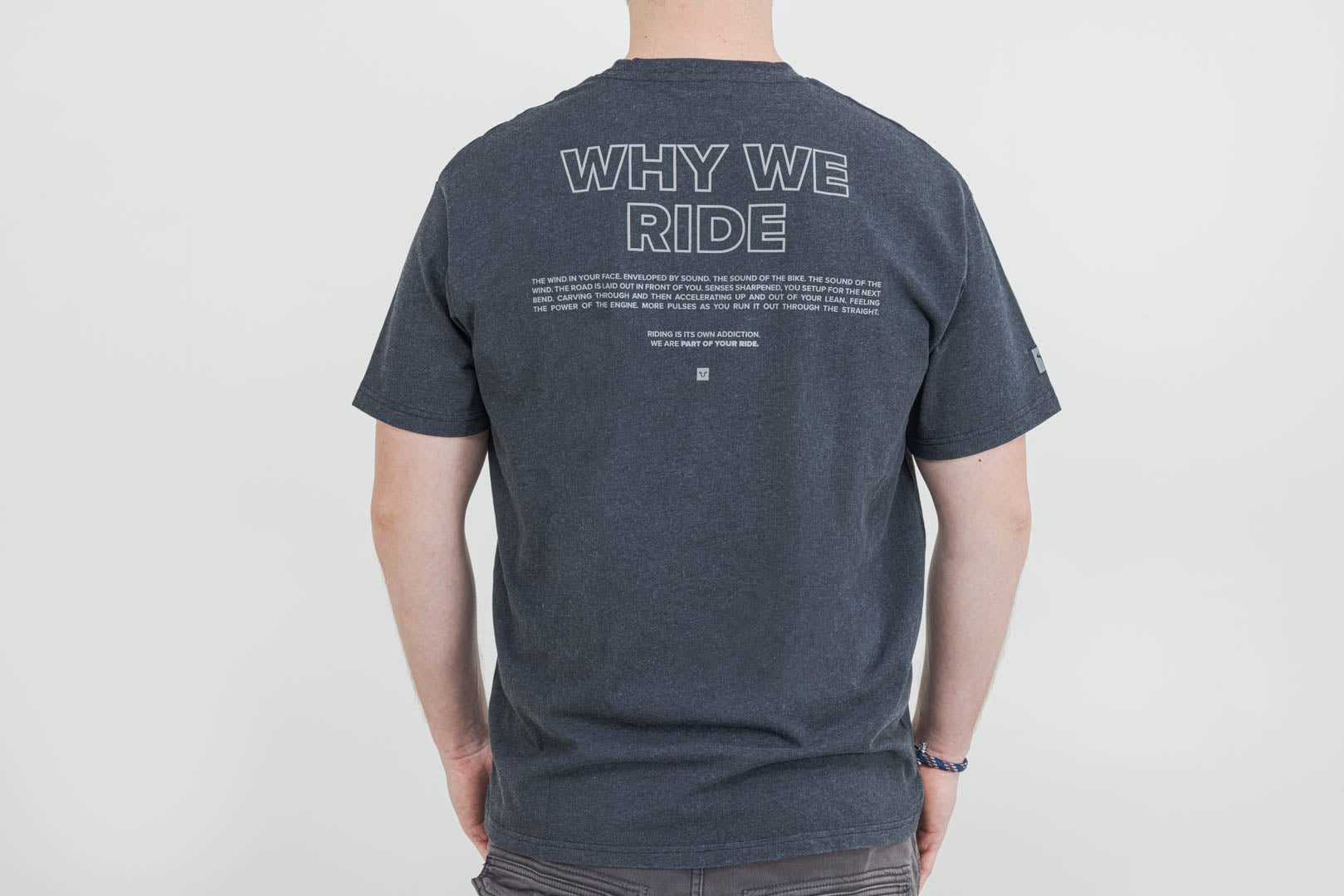 SW-MOTECH Camiseta unisex – Riders Line Gris oscuro. Optic Wash. Unisex. Talla L.