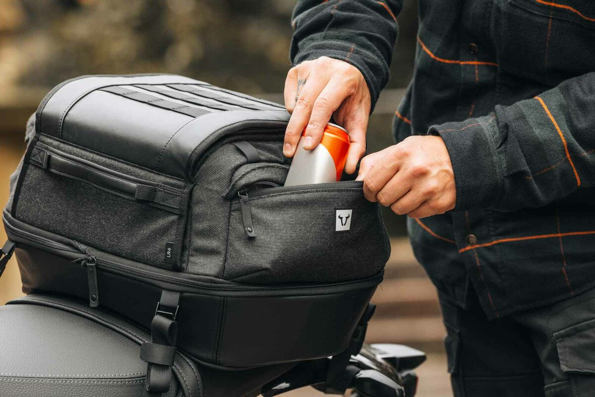 Legend Gear bolsa trasera LR4. Negro. 18-25 l.