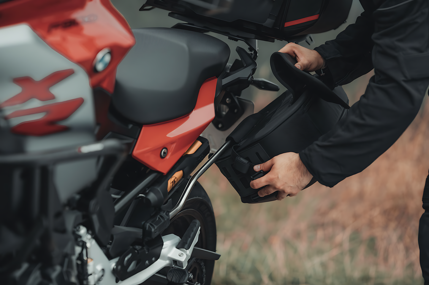 Alforjas PRO BLAZE H 1680D Nailon ballistic. Negro. Por pares.