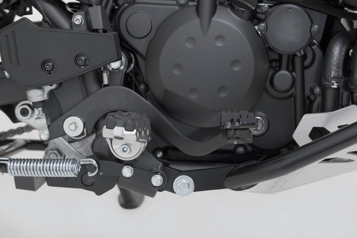 Extensión del pedal de freno. Negro. Kawasaki KLR 650 (22-).