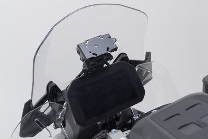 Soporte GPS en salpicadero Negro. BMW R 1300 GS (23-) / Adventure (24-).