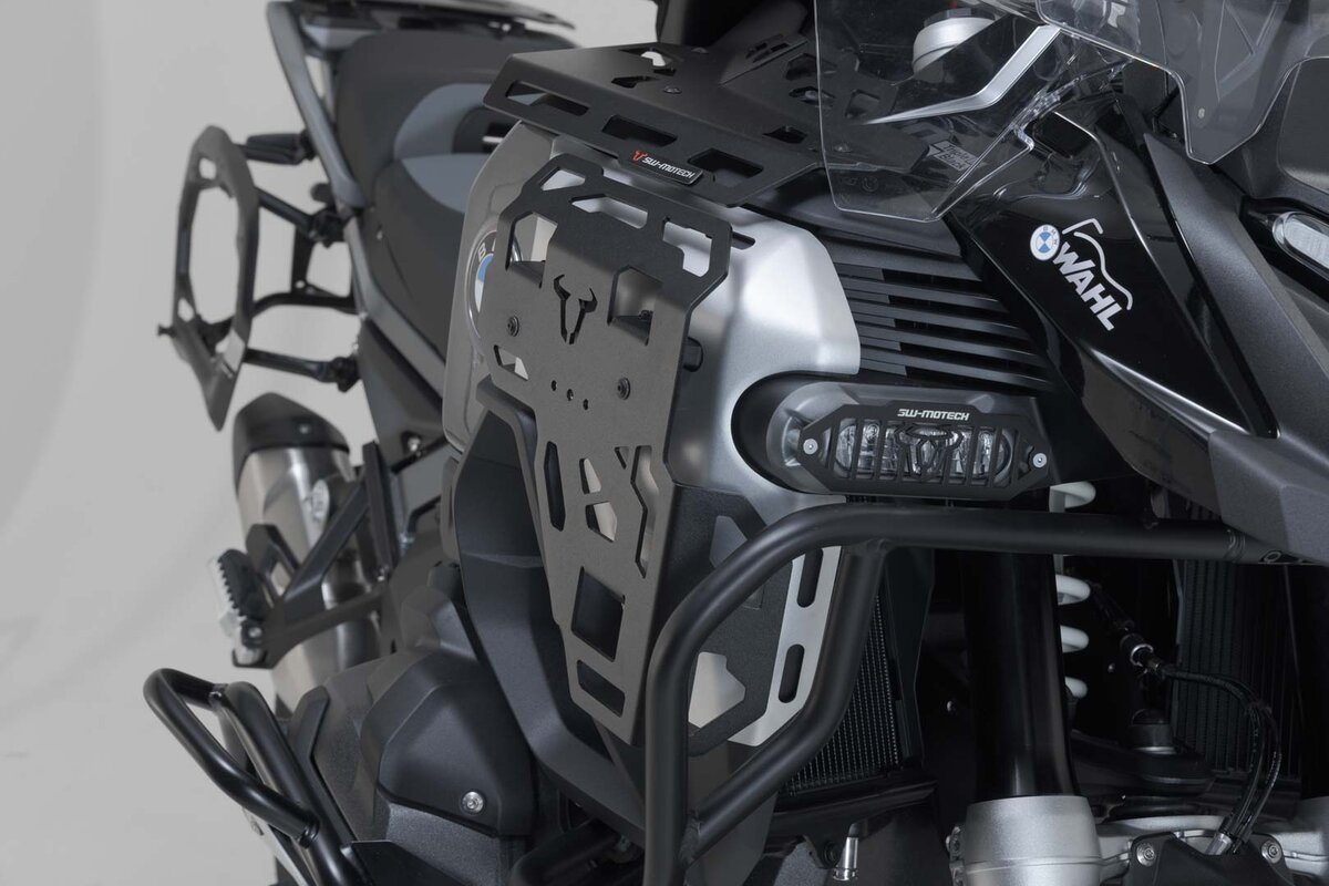 Placa portaequipaje para cubierta de tanque. Negro. BMW R 1300 GS Adventure (24-).