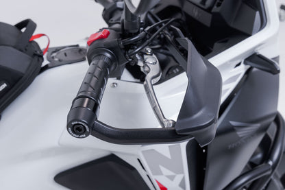 Kit de protectores de manos Adventure. Negro. Honda CB500X (18-), NX500 (23-).