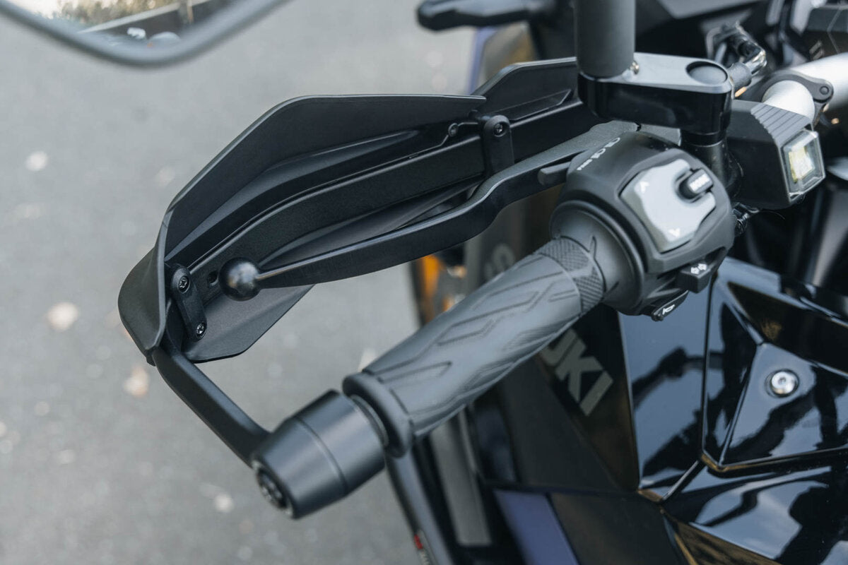 Kit de protectores de manos Adventure. Negro. BMW G 310 GS (17-) /G 310 R (16-).
