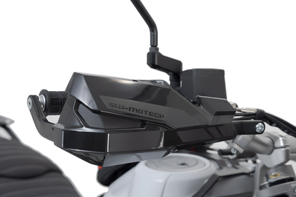 Kit de protectores de manos KOBRA Negro. Ducati DesertX (22-).