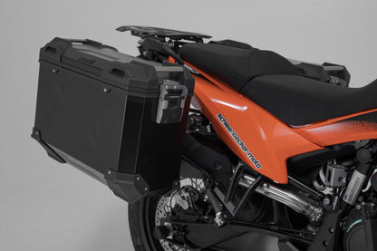Soporte lateral PRO. Negro. KTM 790 Adv/ R, 890 Adv/ R 890 SM T.